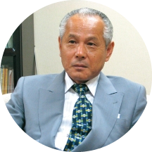 川田隆男氏